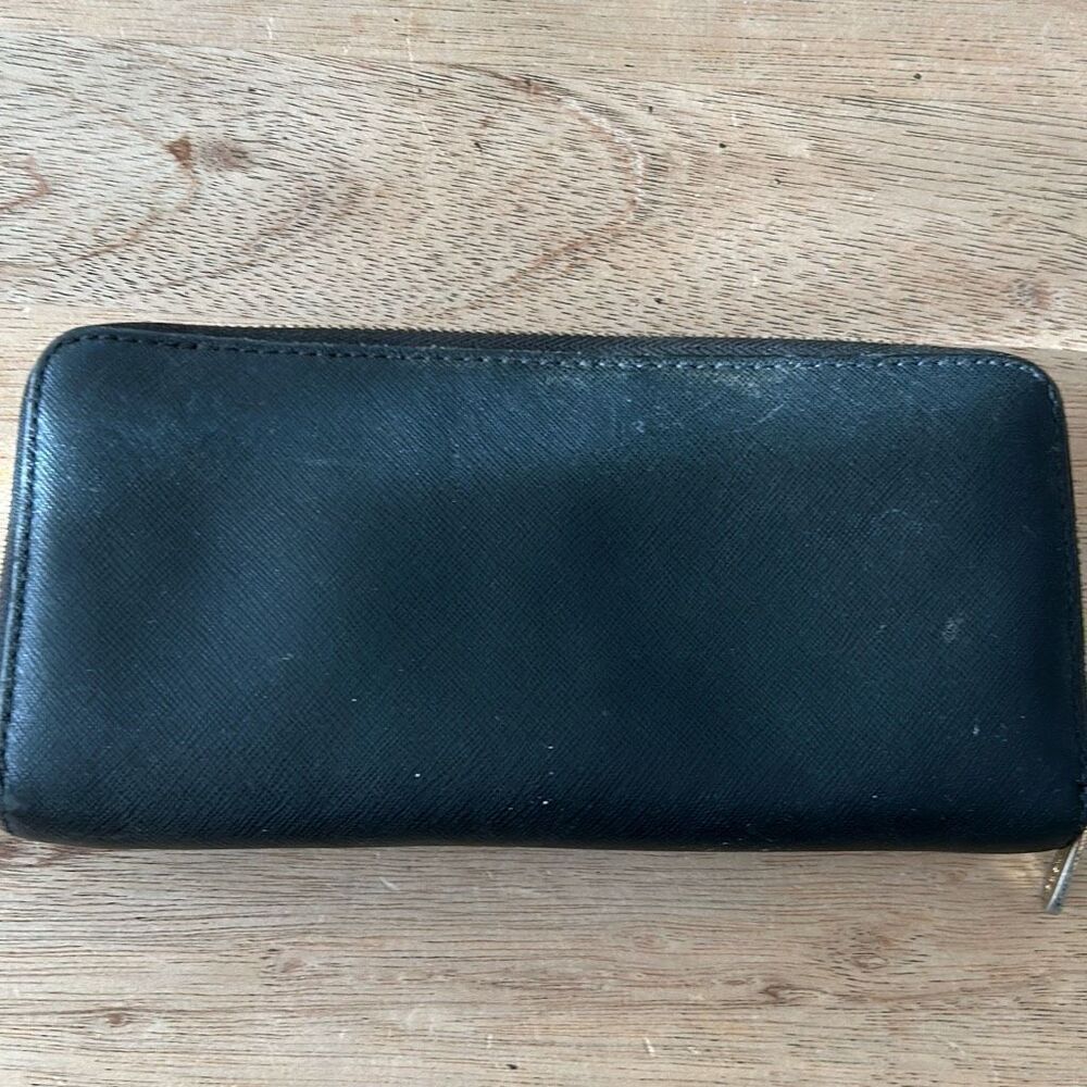 Kate spade blush wallet. - Picture 3 of 8